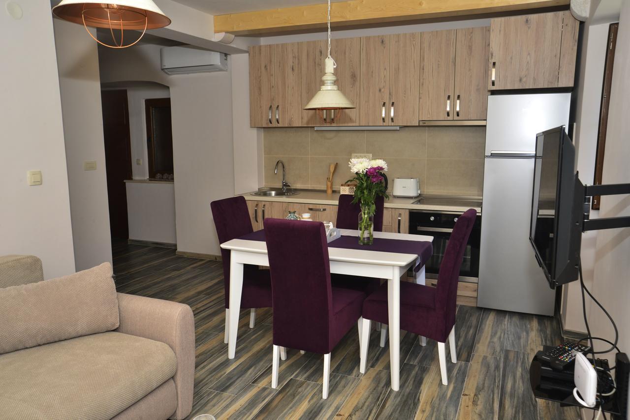 A Hundred Olive Trees Apartments コトル エクステリア 写真